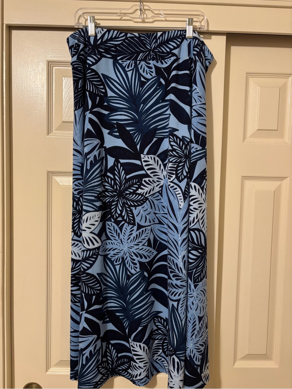 Talbots Blue and Navy Tropical Skirt size XL
